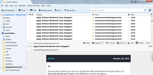 Candidates access URL, fill questionnaire and upload latest resume